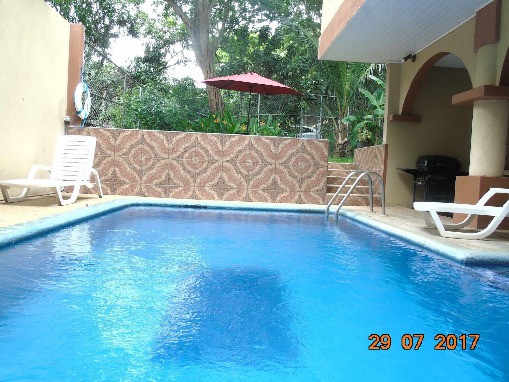 Hotel Jinesta Conchal Brasilito Exterior photo